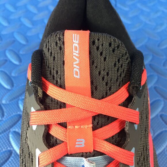 Brooks Divide 3 Womens Running Shoes Black Trail Hiking Sneakers Size 8.5B - Picture 10 of 11